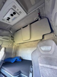 truck IVECO AS440 FV956KW 94711